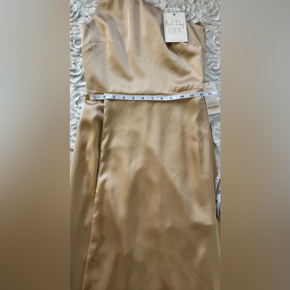 NWT Los Angeles Show Me Your Mumu Shannon One Shoulder Dress Champagne Sz XS - Picture 9 of 14
